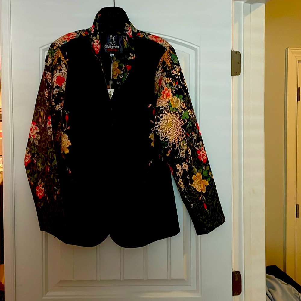 Black Blazer floral print never worn .. can be fresh or casual ..